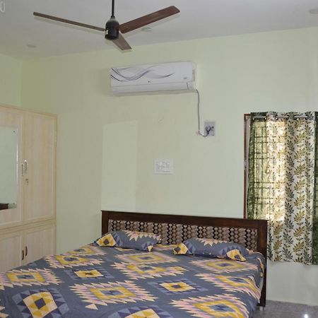 Manohars New Home Tirupati Ngoại thất bức ảnh
